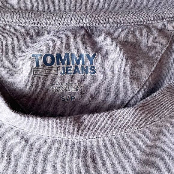 Vintage Tommy Jeans T-Shirt Embroidered - Picture 2 of 5